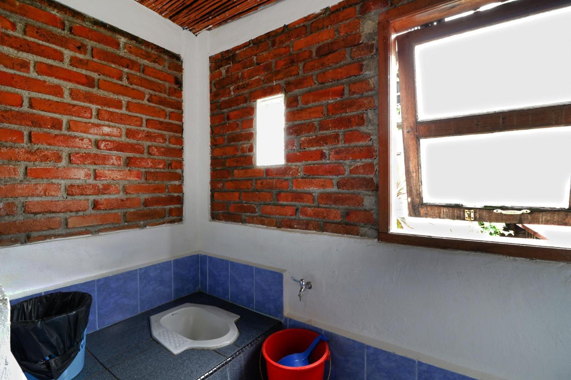 Bagus Bay Homestay Tuktuk Siadong Exterior foto