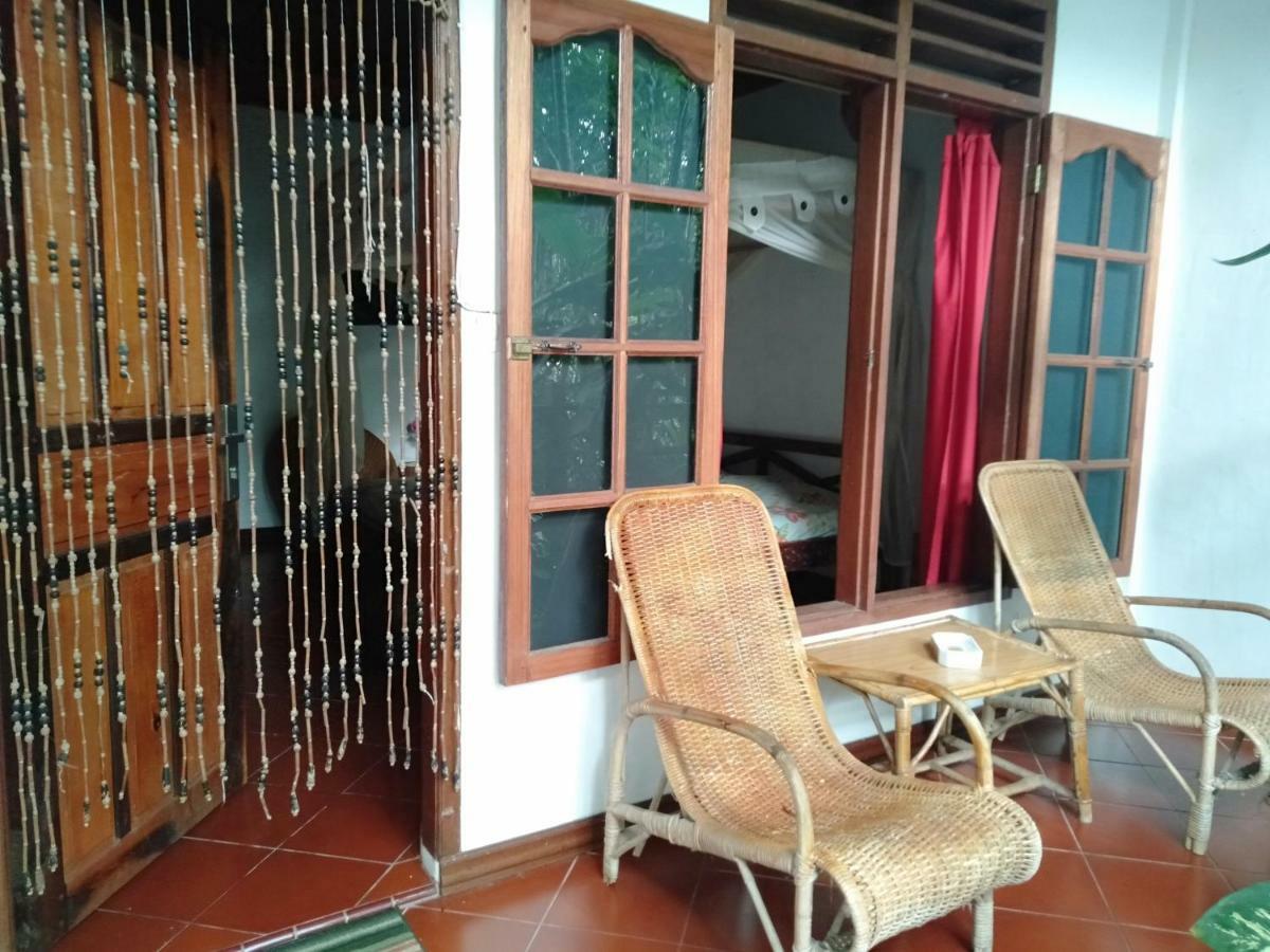 Bagus Bay Homestay Tuktuk Siadong Exterior foto