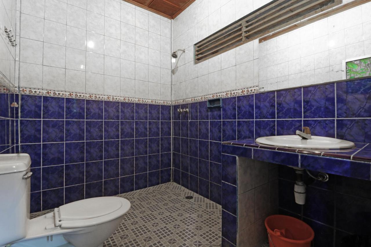 Bagus Bay Homestay Tuktuk Siadong Exterior foto